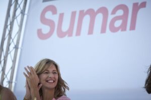 Díaz reivindica que Sumar "no va de partidos" sino de recuperar la política desde la gente: "Doy un paso adelante"