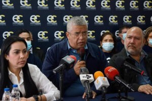 Dip./2015 Luis Barragán: Las ZEE certifican la repartición del territorio entre la camarilla en el poder
