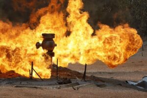 El Aissami asegura que un “ataque terrorista” ocasionó el incendio en planta de Pdvsa Gas en Monagas