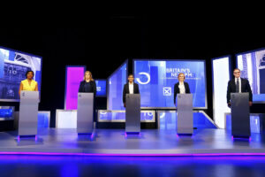 El debate entre los cinco candidatos se convierte en un juicio a la "honestidad" de Boris Johnson