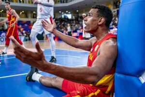 EuroBasket: Sebas Saiz, el 'sparring' de los Gasol que es una estrella en Japn: "Es mi momento"