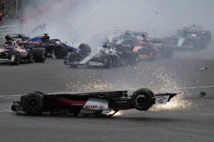 F1: Aterrador accidente de Zhou, trasladado al hospital de Silverstone