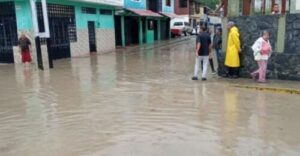 Fuertes lluvias en Mérida dejan 37 viviendas afectadas