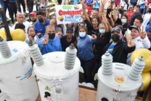 Gobernador de Bolívar entregó transformadores y bombas sumergibles en municipio Piar | Diario El Luchador