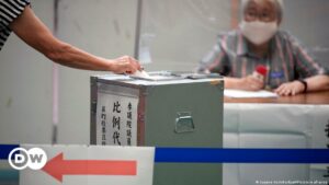 Japoneses votan en comicios empañados por asesinato de Shinzo Abe | El Mundo | DW