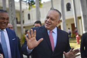La advertencia de Diosdado Cabello a las petroleras que negocian volver a Venezuela