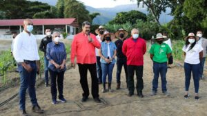 La “mitad del gabinete” de Maduro tiene COVID-19: “El virus sigue presente”