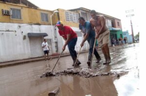 Lluvias en Anzoátegui dejan cuatro heridos y más de 100 familias afectadas