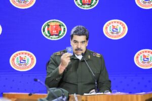 Maduro acusa nuevamente a Iván Duque de atacar al sistema eléctrico venezolano