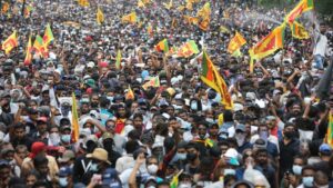 Más de 100 heridos en la revuelta que derrocó el sábado al Gobierno de Sri Lanka