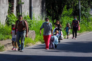 Migrantes en el sur de México piden protección a la Comisión de DDHH del país azteca