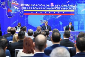 Nicolás Maduro decreta cinco Zonas Económicas Especiales