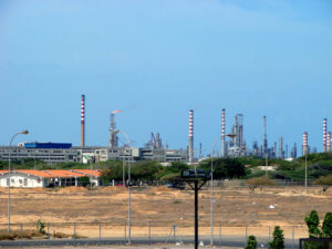 Nueva suspensión de producción de gasolina en refinería de PDVSA reafirma el pésimo estado de la industria petrolera venezolana