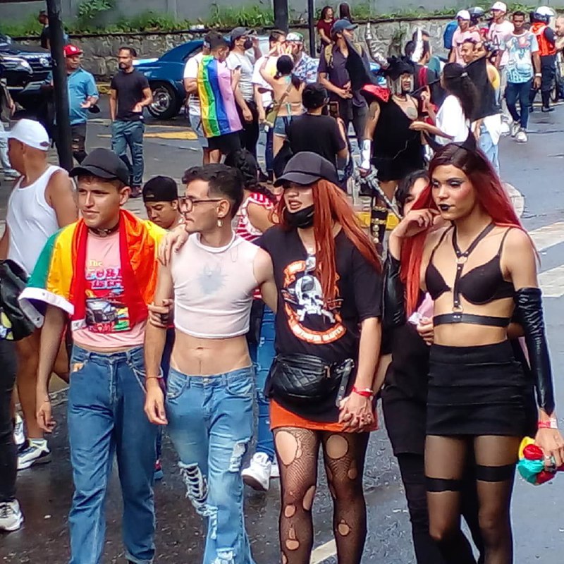 Organizaciones LGBTIQ+ lograron lo que no ha conseguido ningún partido político: Hacer una marcha masiva en Caracas