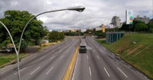 Para reducir tráfico en Caracas, de lunes a viernes solo podrán circular 4Runners sin placa
