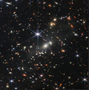 Primera imagen del telescopio Webb, la más profunda del Universo jamás tomada