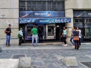 Renovar la tarjeta de débito toma 90 días en el banco Mercantil