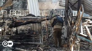 Separatistas de Donetsk deniegan petición de Cruz Roja de visitar Elenovka | El Mundo | DW