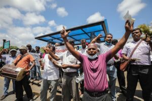 Sri Lanka ahonda su crisis con nuevo estado de emergencia