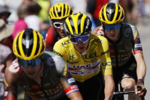 Tour de Francia: La estrategia perfecta del Jumbo que acab con Pogacar: un sacrificado, dos kilmetros clave y un ataque mortal