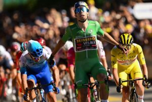 Tour de Francia: Van Aert puede con Pogacar en el repecho de la villa olmpica de Lausana