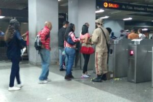 advierten de un aumento de la delincuencia en el Metro de Caracas (+Atentos)