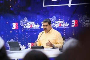 el crecimiento económico ha permitido a Nicolás Maduro subir 11 puntos de aprobación de gestión, de 10% a 21%