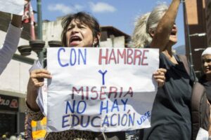 ¡NO CUADRA! Educadores venezolanos expresaron su descontento con el monto del pago del bono vacacional