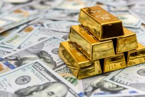 ¿Por qué el precio del oro se encuentra en su punto más bajo?