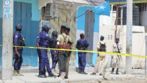 Al menos 16 muertos en un asalto terrorista a un hotel de la capital de Somalia