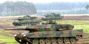 Alemania enviará armas pesadas a Ucrania por valor de 500 millones de euros