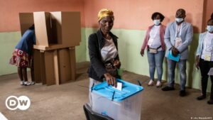 Angola vota en las elecciones más reñidas en medio siglo | El Mundo | DW