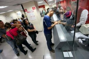 Bancos en Venezuela han disminuido el número de agencias