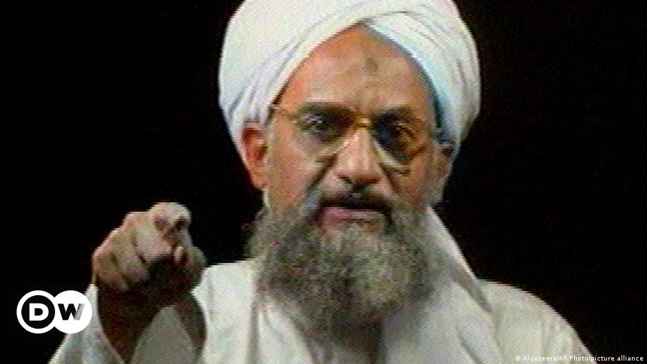 Biden confirma muerte del líder de Al Qaeda, Ayman al Zawahiri | El Mundo | DW