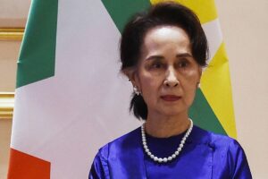 Condenan a otros seis aos de crcel a Aung San Suu Kyi por corrupcin