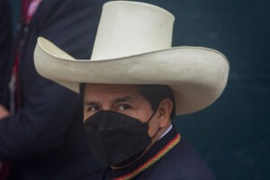 Congreso de Perú niega permiso a Castillo para asistir a posesión de Petro en Colombia