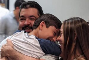 “Cuento con la suerte de estar vivo y libre”