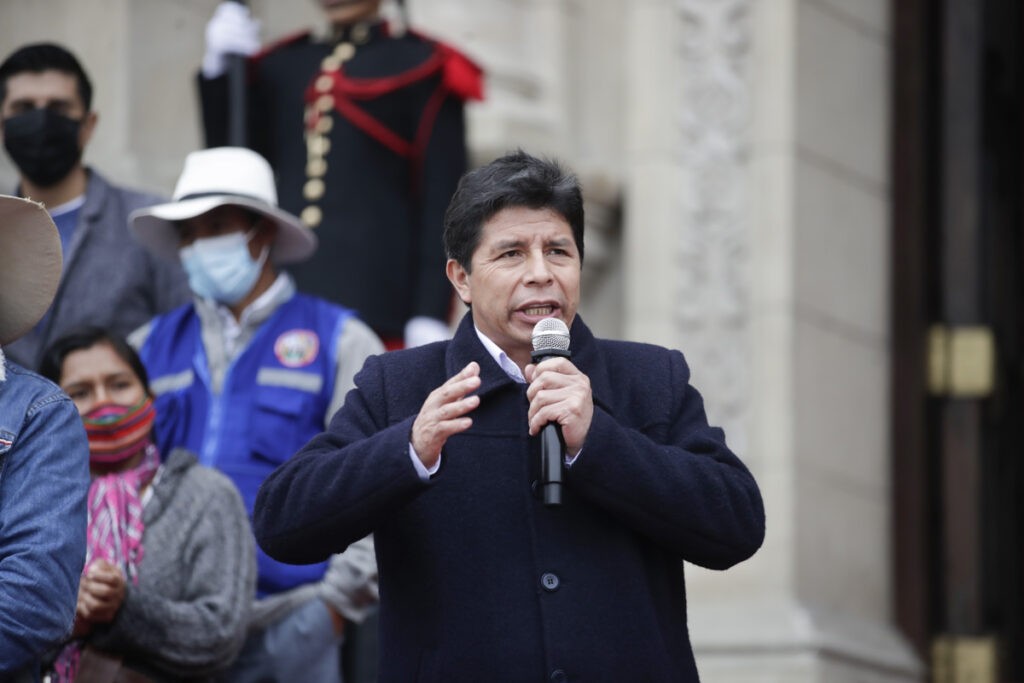 Cuñada del presidente Castillo se entrega a la Fiscalía peruana