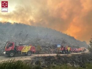 Dados de alta los dos bomberos heridos en el incendio de Bejís, preocupa el estado de una de las pasajeras del tren