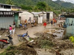 Desbordamiento del río Socopó en Barinas dejó al menos 2.200 personas afectadas