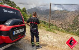 Desmovilizada la UME del incendio de la Vall d'Ebo, que ha calcinado ya 12.150 hectáreas en 100 kilómetros de perímetro