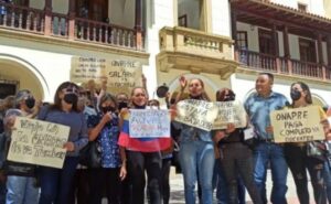 Docentes protestaron en diferentes estados por pago incompleto del bono vacacional