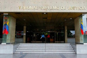 Egresados de Humanidades UCV quedan sin representantes "por ahora" tras sentencia del TSJ