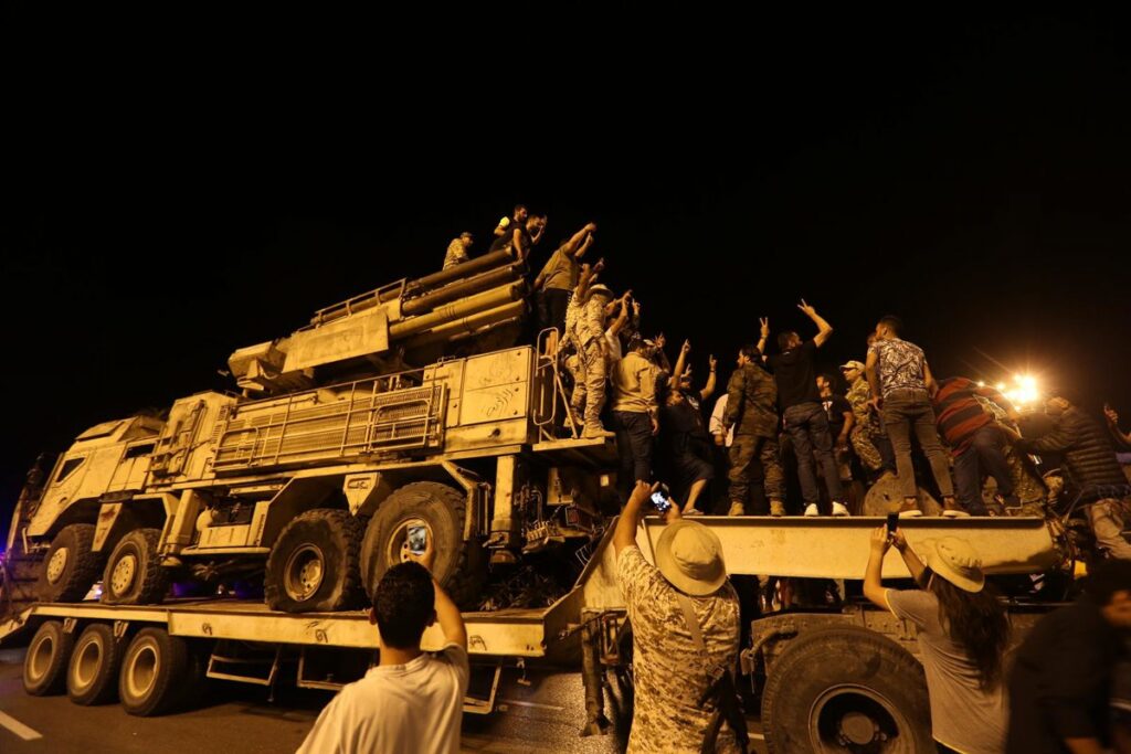 El Gobierno de Unidad libio llama a la movilización general ante una posible guerra civil "en las próximas horas"
