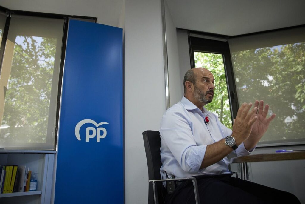 El PP exige al Gobierno pactar la jura de la Princesa Leonor sobre la base de informes jurídicos