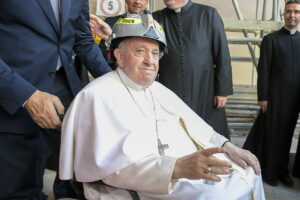 El Papa reza por las vctimas del terremoto de L'Aquila de 2009: "Las palabras no son suficientes para calmar el dolor"