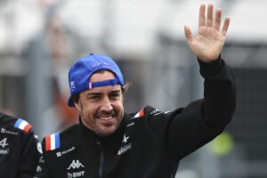 F1: La intrahistoria del fichaje de Fernando Alonso por Aston Martin: de la seduccin fallida del magnate Stroll en 2020 al acuerdo de hace semanas