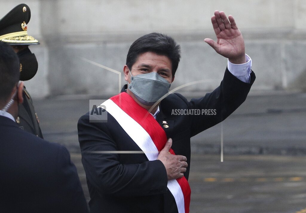 Fiscalía amplía investigación contra el presidente de Perú