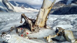 Hallan los restos de avión estrellado hace 54 años en los Alpes suizos | El Mundo | DW