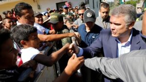 Iván Duque cierra su mandato en Colombia con más sombras que luces